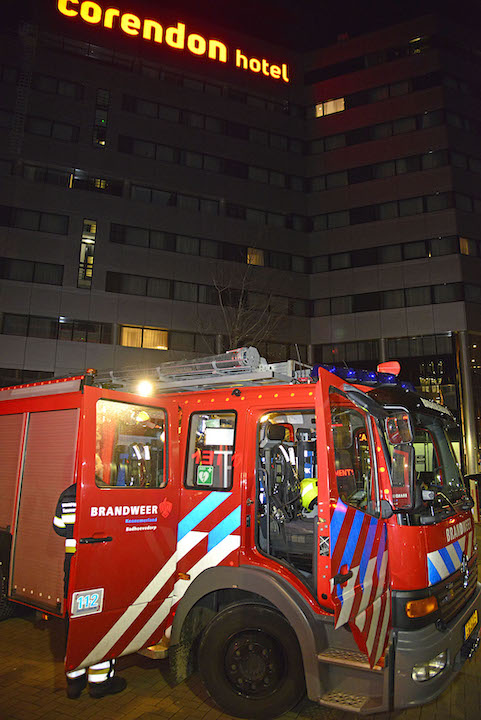 2020/64/20200307-05u56 GB 004 Brand gebouw Schipholweg.jpg